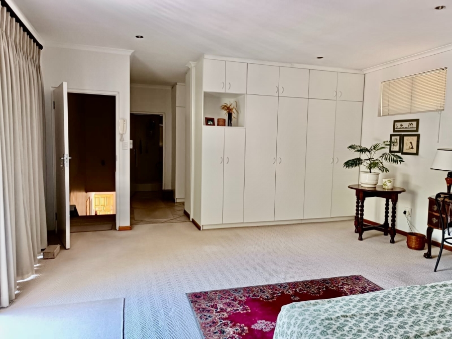 To Let 3 Bedroom Property for Rent in Lionviham Western Cape